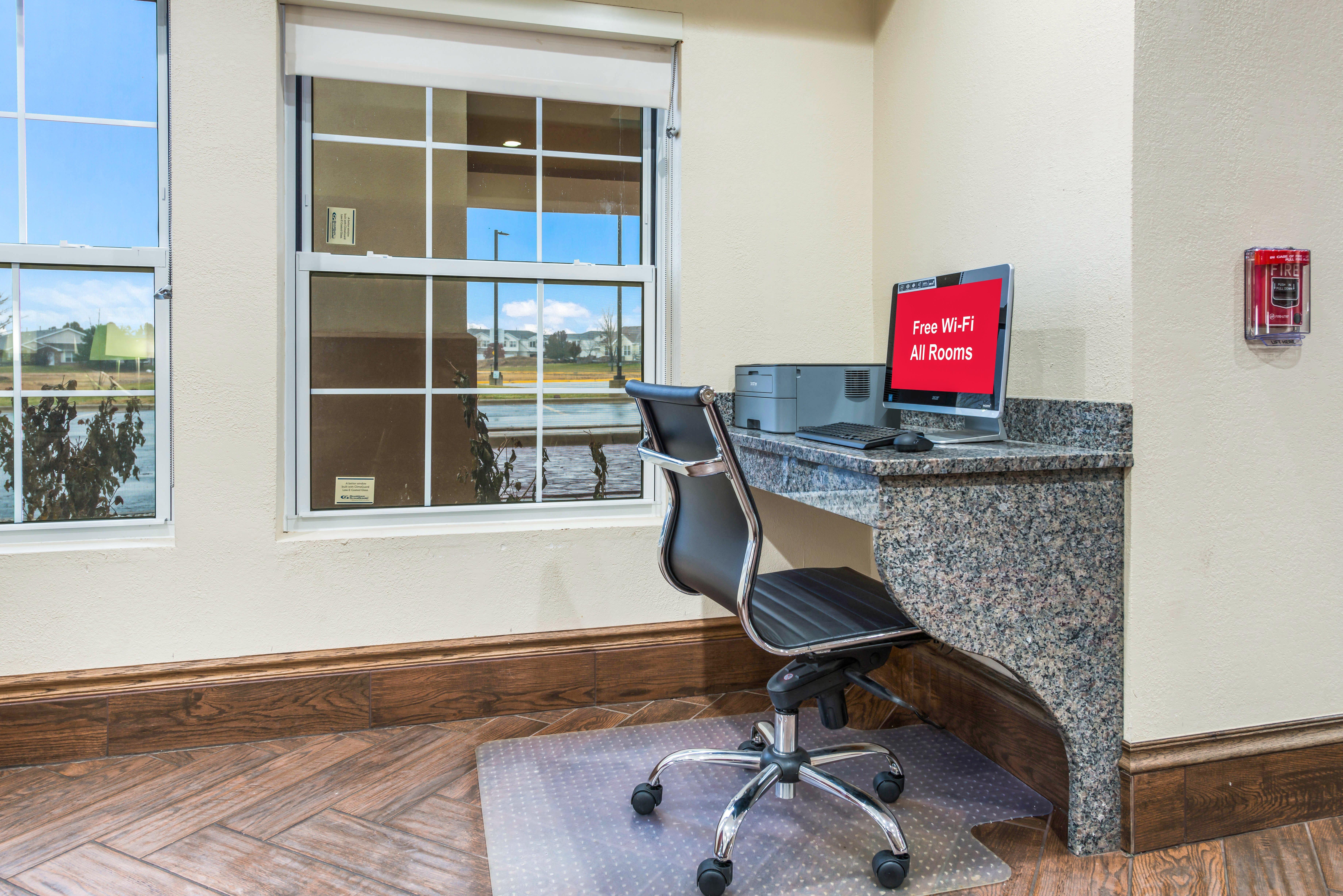 Red Roof Inn & Suites Monee Esterno foto