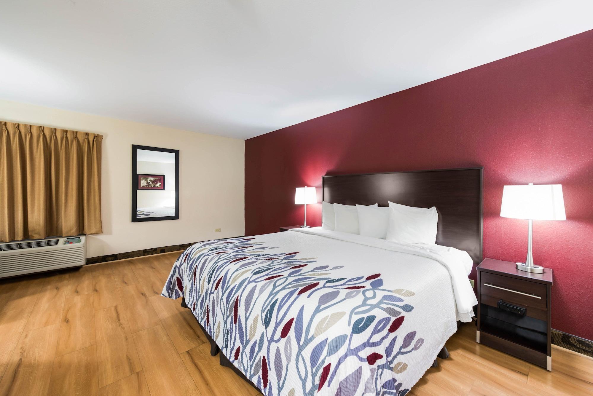 Red Roof Inn & Suites Monee Esterno foto